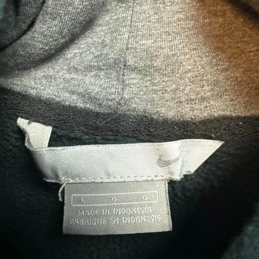 Vintage nike Y2K silver tag black casual hoodie sweatshirt size large
